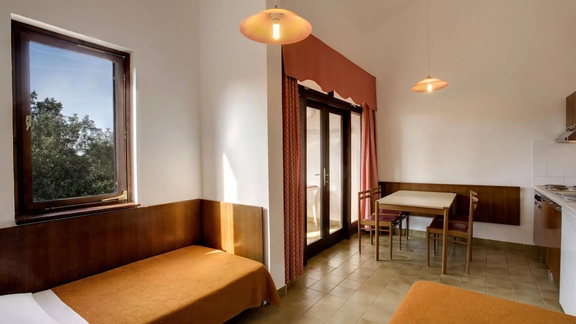 Lanterna Resort Tar-Vabriga Aparthotel